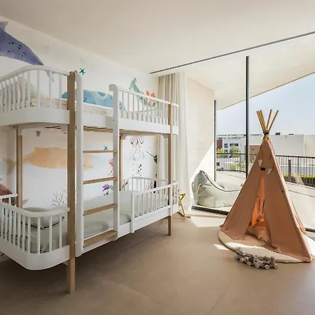 Vila Al Fresco Center And 10 Minutes Walk From Amaizing Design New And New Urbanization