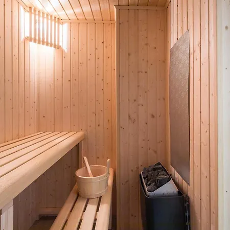 Al Fresco Center And 10 Minutes Walk From Amaizing Design New And New Urbanization Vila Sitges