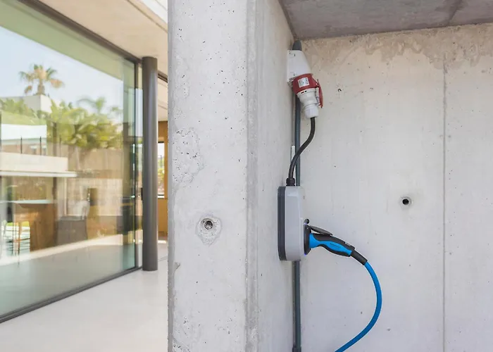 Al Fresco Center And 10 Minutes Walk From Amaizing Design New And New Urbanization Sitges