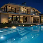 Al Fresco Center And 10 Minutes Walk From Amaizing Design New And New Urbanization *