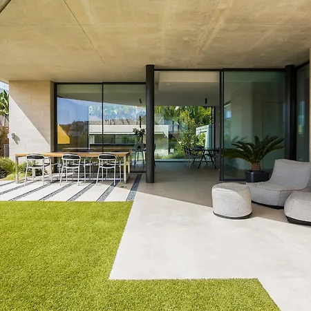 Villa Al Fresco Center And 10 Minutes Walk From Amaizing Design New And New Urbanization *