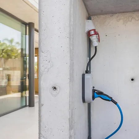 Al Fresco Center And 10 Minutes Walk From Amaizing Design New And New Urbanization Сиджес