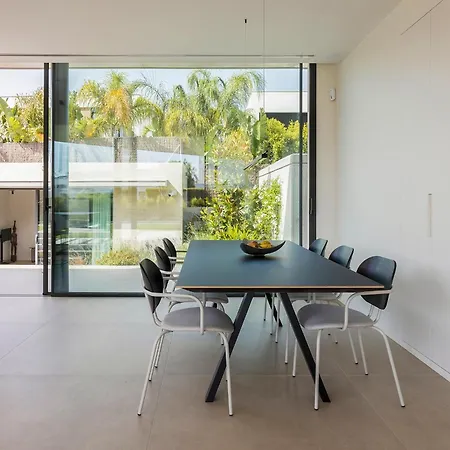 Al Fresco Center And 10 Minutes Walk From Amaizing Design New And New Urbanization Вилла