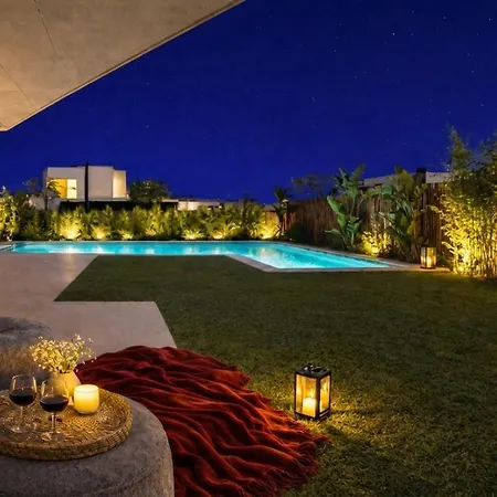 Al Fresco Center And 10 Minutes Walk From Amaizing Design New And New Urbanization فيلة سيدجيس