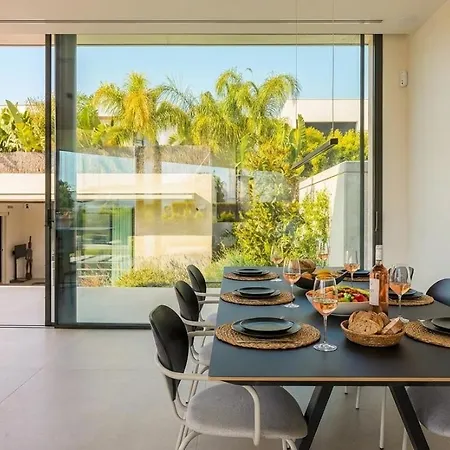 Al Fresco Center And 10 Minutes Walk From Amaizing Design New And New Urbanization * Sitges