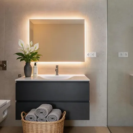 Al Fresco Center And 10 Minutes Walk From Amaizing Design New And New Urbanization Villa *