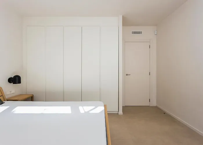 Villa Al Fresco Center And 10 Minutes Walk From Amaizing Design New And New Urbanization