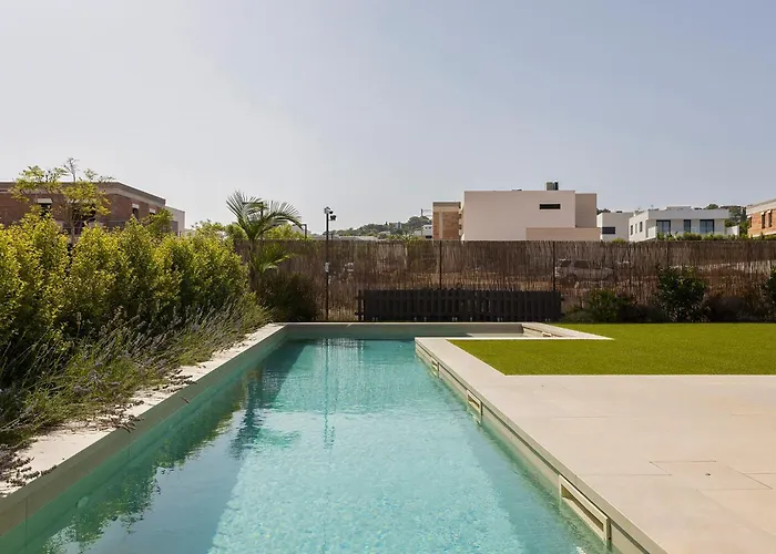 Al Fresco Center And 10 Minutes Walk From Amaizing Design New And New Urbanization Villa Sitges