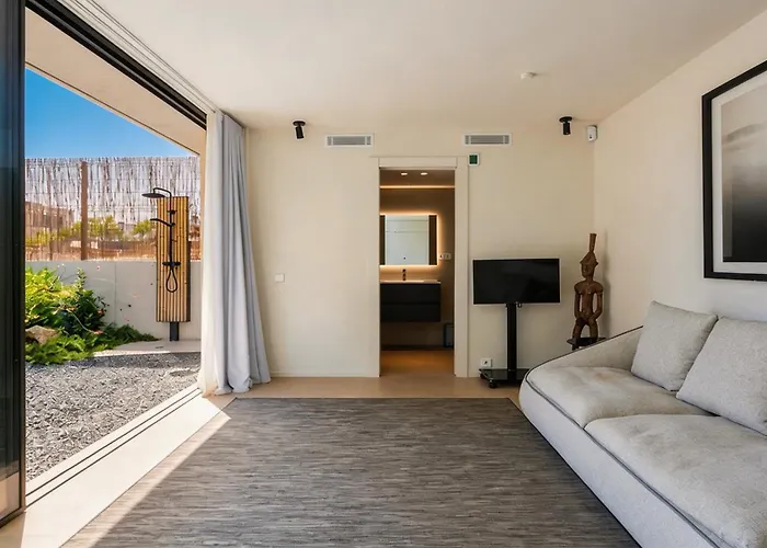 Al Fresco Center And 10 Minutes Walk From Amaizing Design New And New Urbanization * Sitges