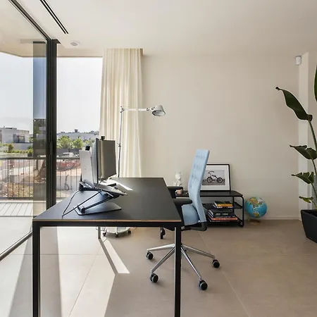 Villa Al Fresco Center And 10 Minutes Walk From Amaizing Design New And New Urbanization